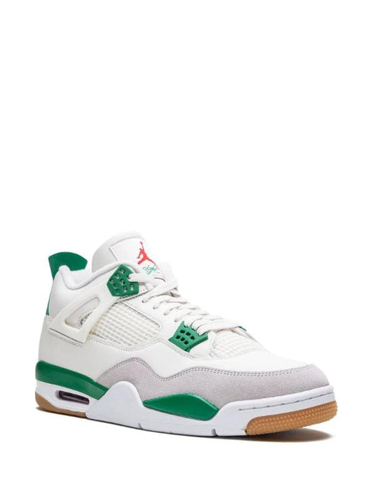 AIR JORDAN 4 RETRO METALLIC