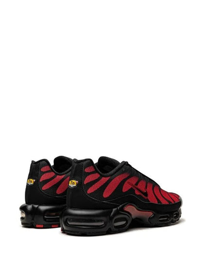 NIKE AIR MAX PLUS "BRED REFLECTIVE