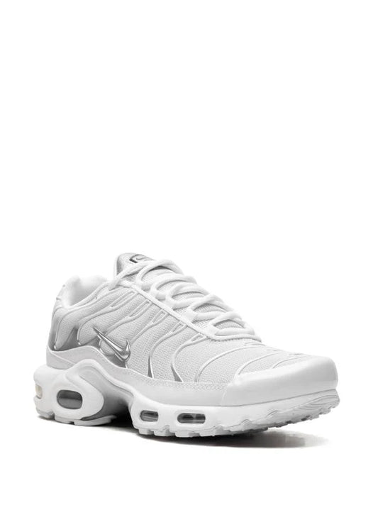 AIR MAX PLUS WMNS "WHITE / METALLIC SILVER"