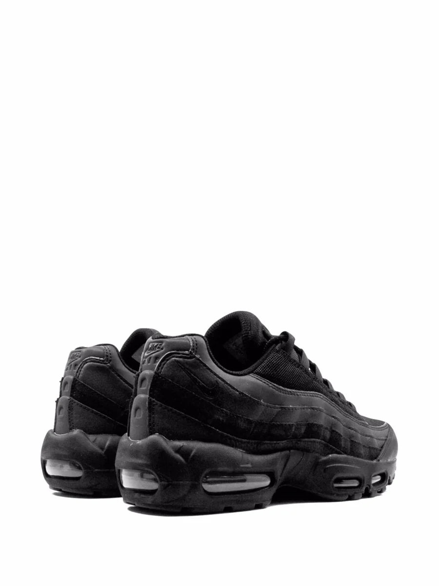 AIR MAX 95 ESSENTIAL "TRIPLE BLACK" SNEAKERS