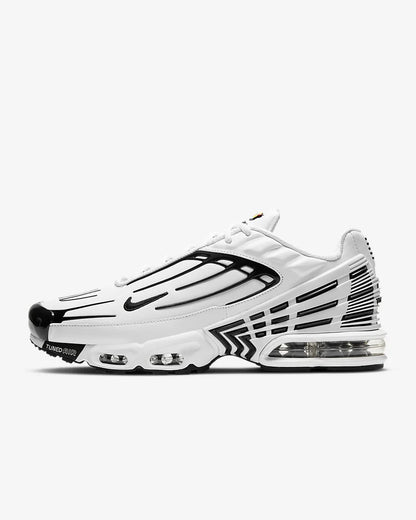 NIKE AIR MAX PLUS 3