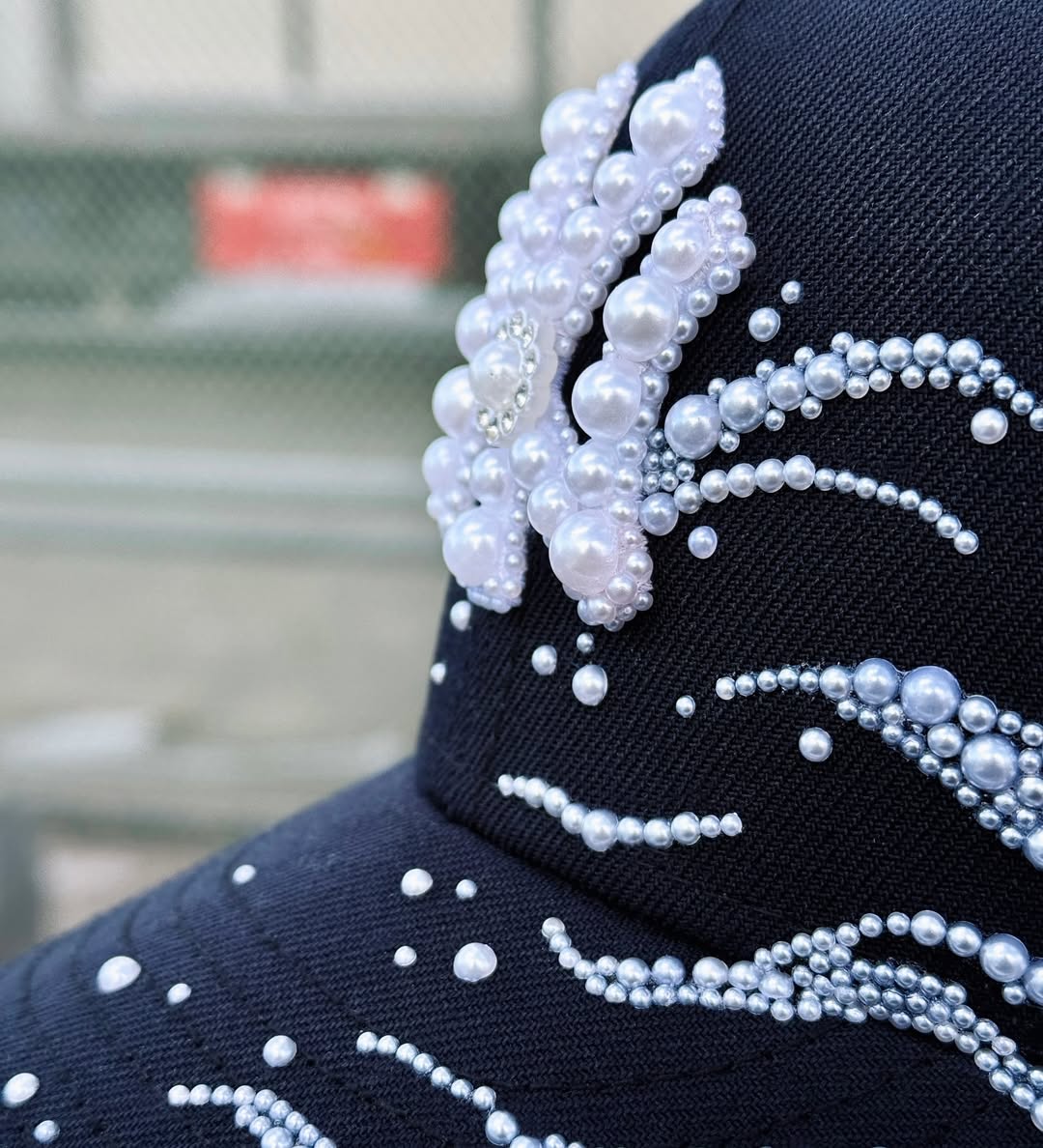 NY FIT WITH PEARLS